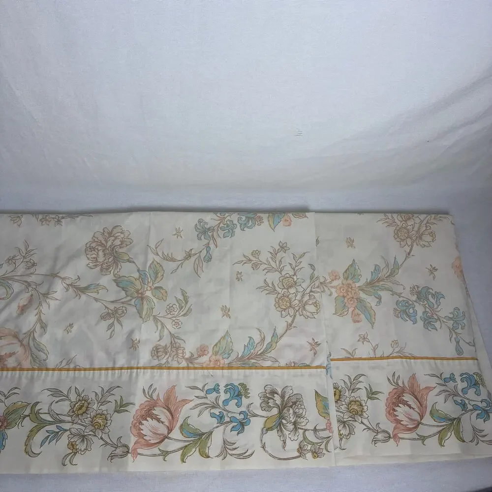 Vintage Floral Pillowcases Pair Standard Set Pastel Chintz Cottagecore Bedding
